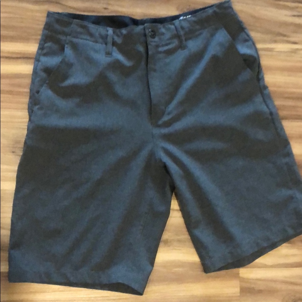 Volcom 32” Board Shorts